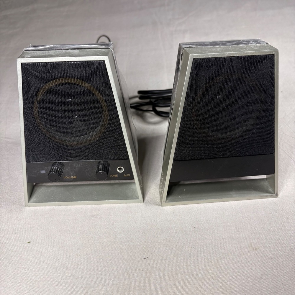 Altec Lansing VS2621 Powered Computer Speakers Silver Black Desktop Audio Pair